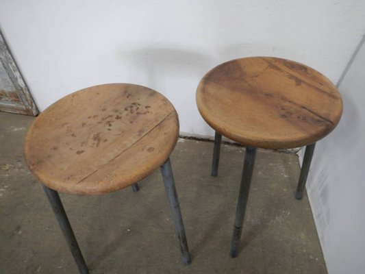 Walnut Wood Stools, 1950s, Set of 2-WWQ-1111932