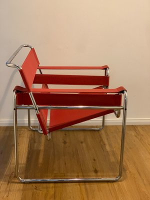 Wassily Armchair in Red Canvas by Marcel Breuer for Knoll International-JAG-1338337