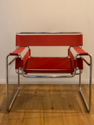 Wassily Armchair in Red Canvas by Marcel Breuer for Knoll International-JAG-1338337