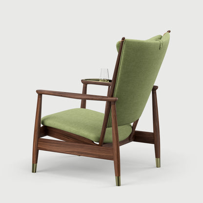 THE WHISKY CHAIR by House of Finn Juhl #Walnut / Remix | 933 / Remix | 933