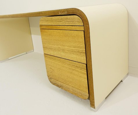 White Bergwood Desk-FGA-922761