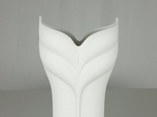 White Ceramic Vase by Tapio Wirkkala for Rosenthal, 1960s-RD-2040165