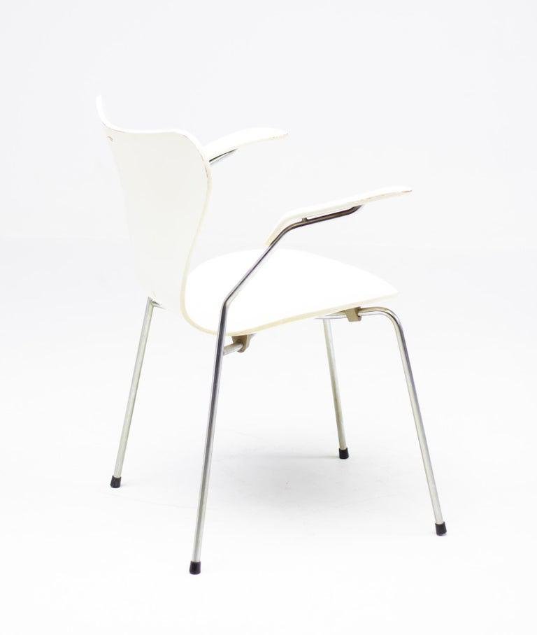 White Chairs by Arne Jacobsen for Fritz Hansen, 1973, Set of 8