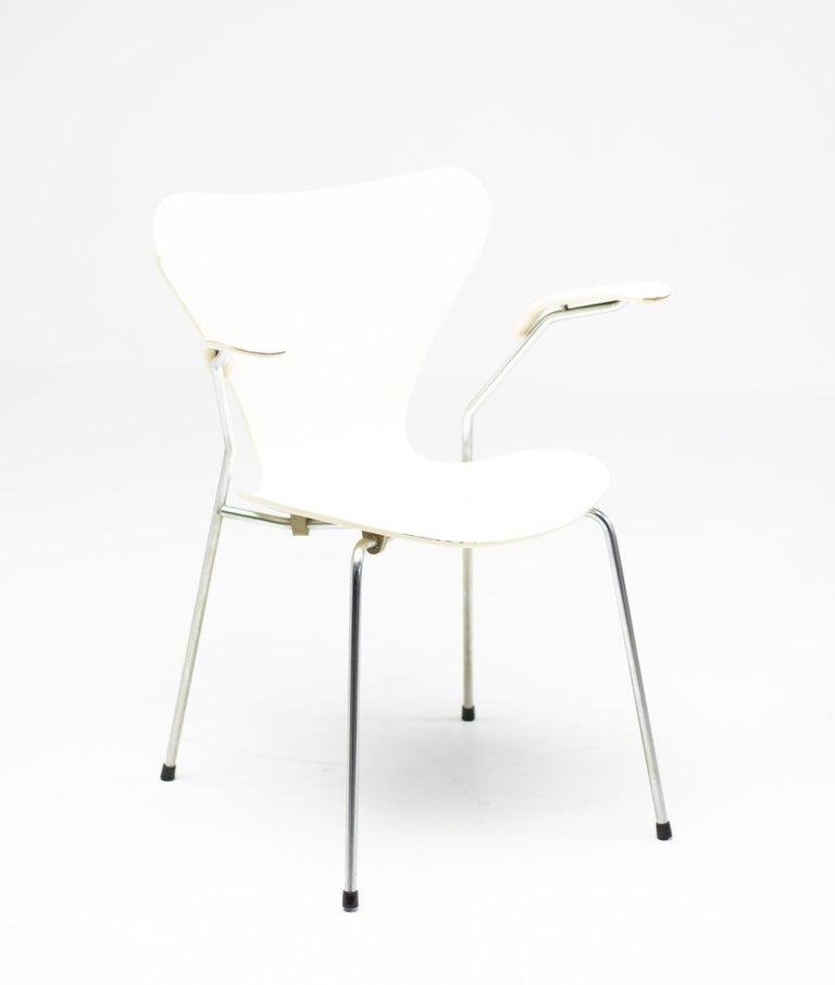 White Chairs by Arne Jacobsen for Fritz Hansen, 1973, Set of 8