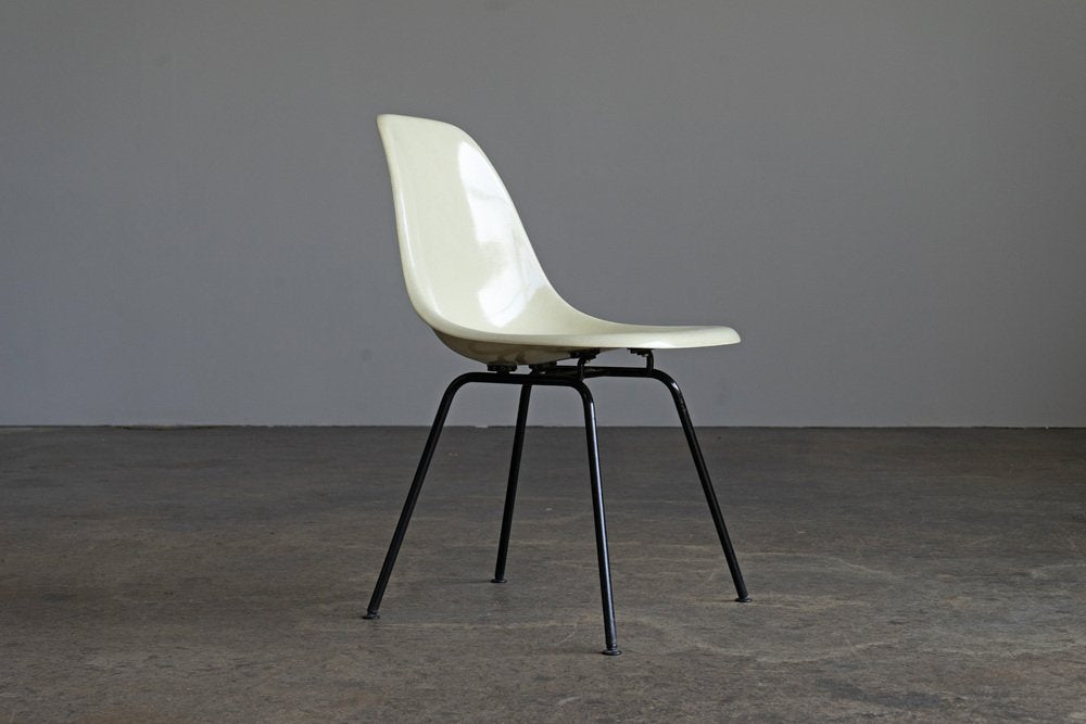 White Fiberglass Side Chair by Charles & Ray Eames for Herman Miller, 1960s