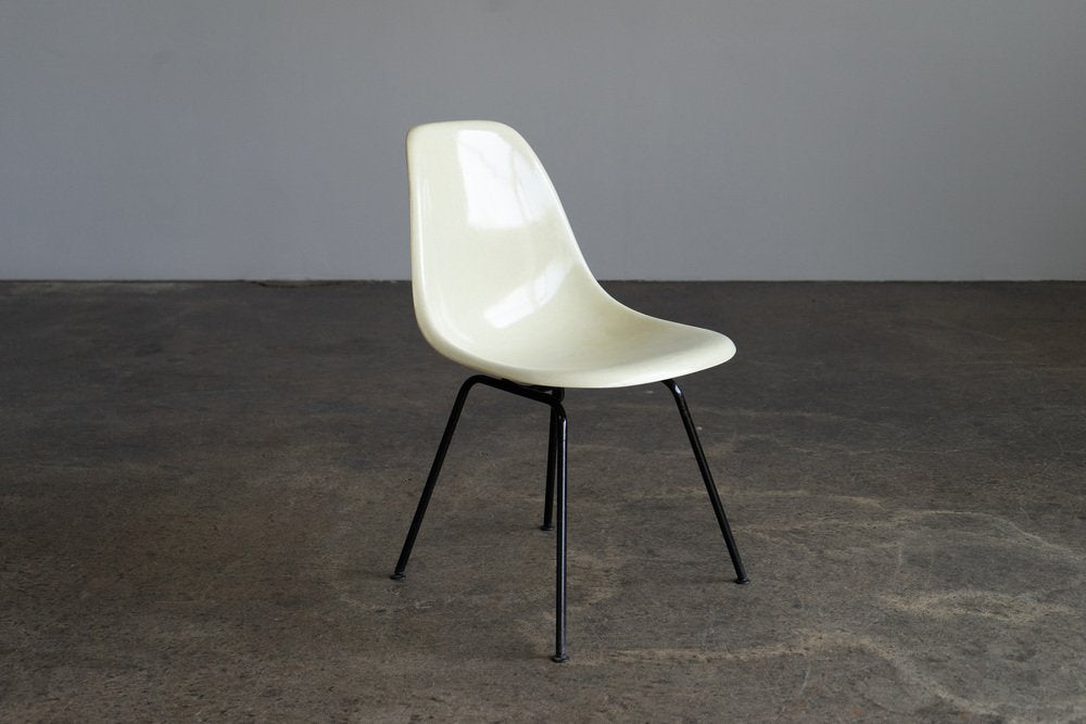 White Fiberglass Side Chair by Charles & Ray Eames for Herman Miller, 1960s