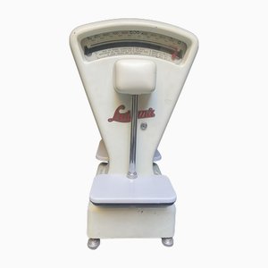 White Food Scales, 1950s-NA-2034960