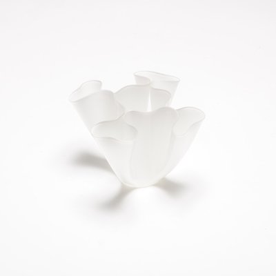 White Glass Cartoccio Vase by Pietro Chiesa for Fontana Arte, 1970s-VT-786154