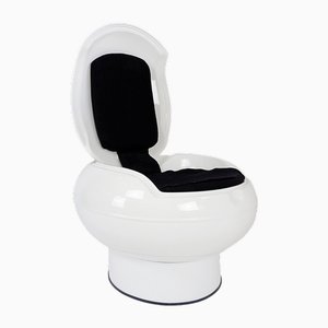 White Lacquered Egg Lounge Chair by Peter Ghyczy-NYF-2019045