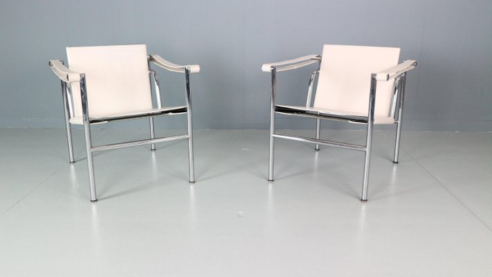 White Leather Armchairs Model LC1 by Le Corbusier for Cassina, 1970s, Set of 2-DT-2026293