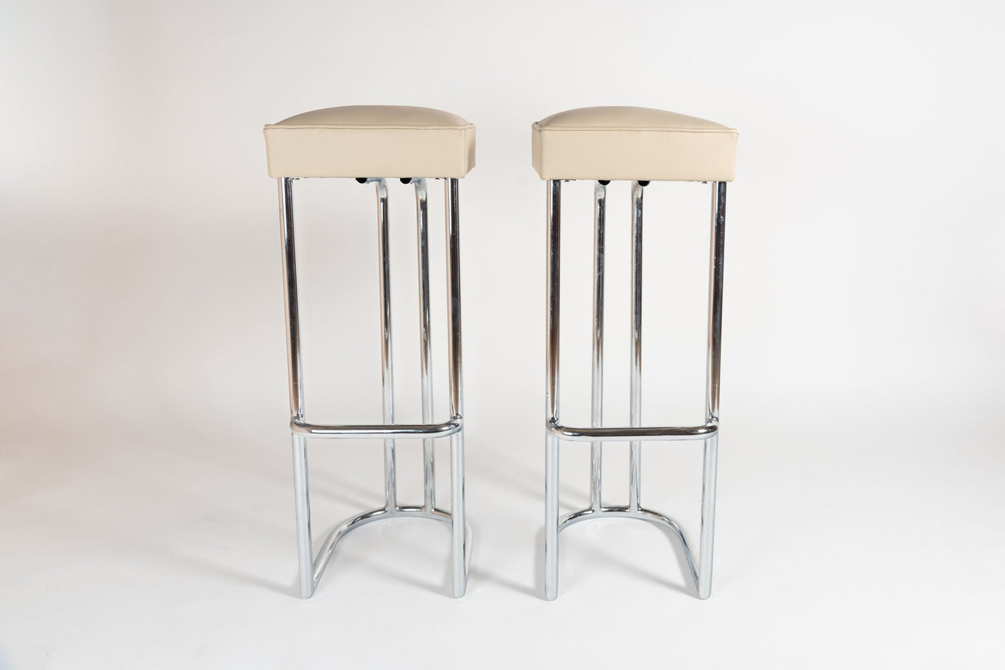 White Leather & Chrome Barstool, 1970s