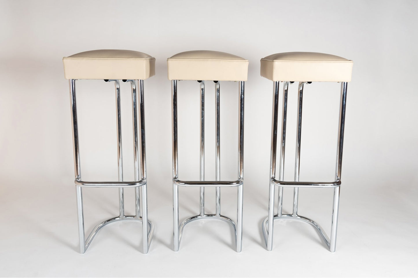 White Leather & Chrome Barstool, 1970s