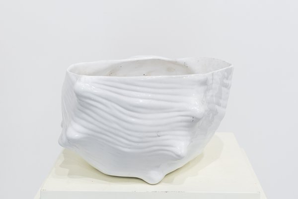 White Shell Shaped Ceramic Pot, 1960s-UJE-665025