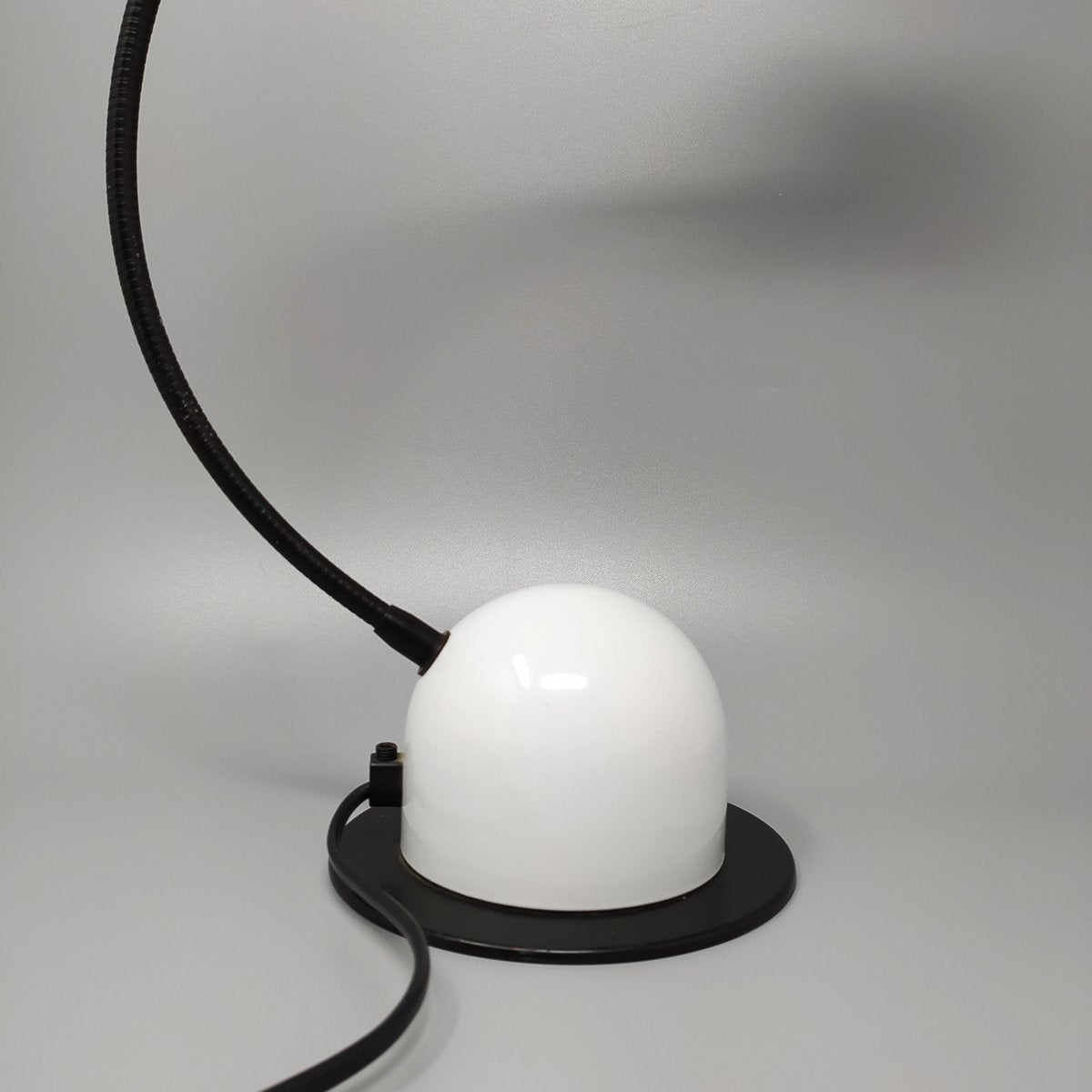 White Table Lamp by Veneta Lumi, Italy, 1970s