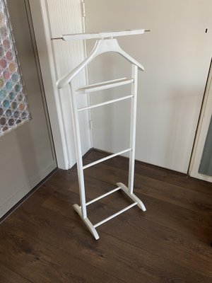 White Valet Stand in the Style of Ico & Luisa Parisi for Fratelli Reguitti, 1960s-DE-1299826