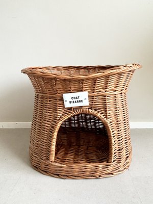 Wicker Cat Bed, Basket with Chat Bizarre Label, 1970s-LL-2040989