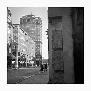 Wilhelm Marx Skyscraper at Duesseldorf City Centre, Germany 1937-DYV-995286