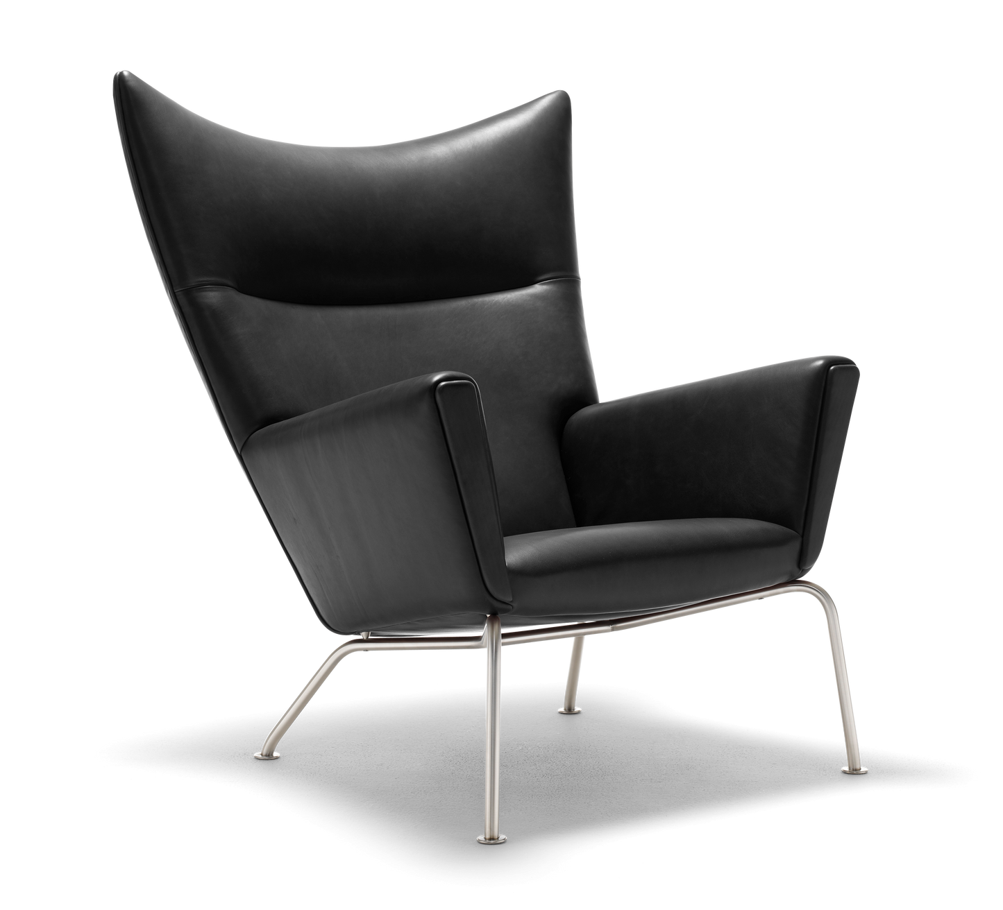 CH445 WING CHAIR