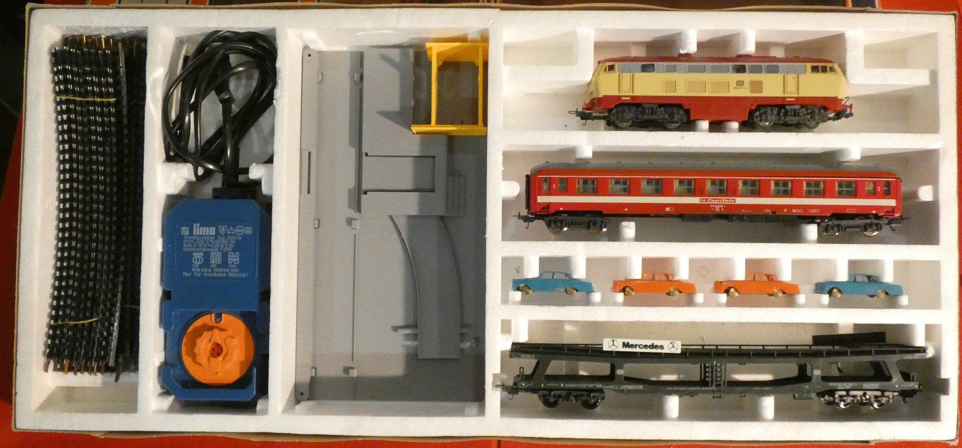 WLASM 71-80 Deutsche Bahn with Transport Cars Mercedes from Lima, Italy, 1980s, Set of 10