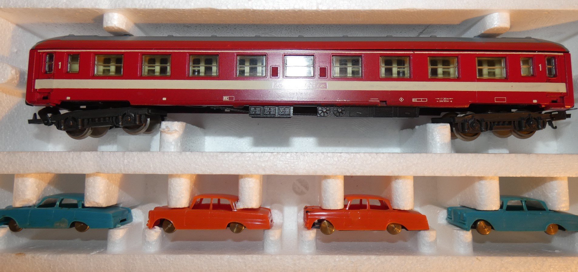 WLASM 71-80 Deutsche Bahn with Transport Cars Mercedes from Lima, Italy, 1980s, Set of 10