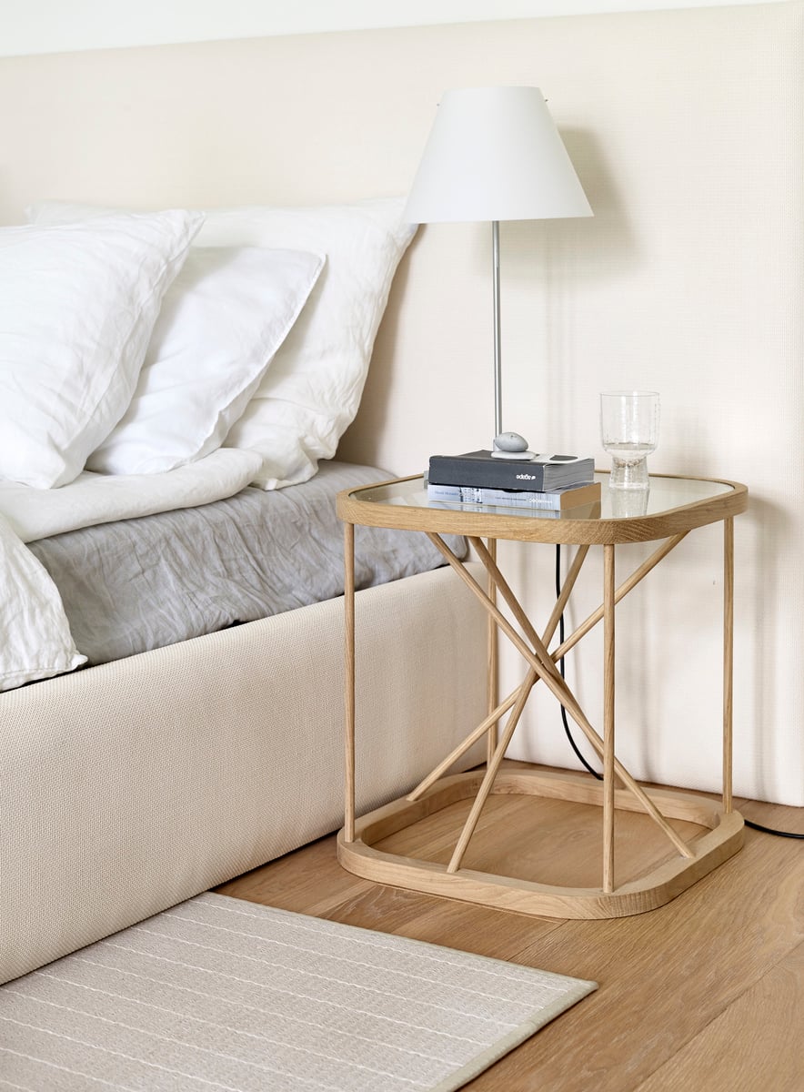 Twiggy table 44 x 44 cm, oak
