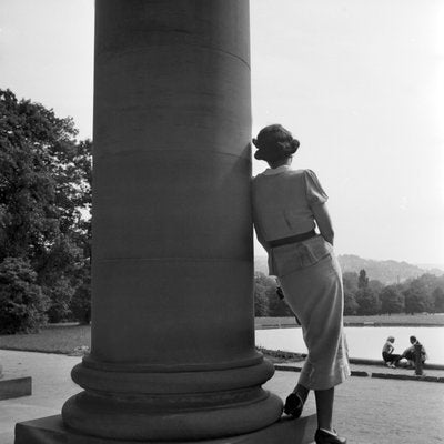 Woman Leaning on Column Cannstatt, Stuttgart Germany, 1935-DYV-988146