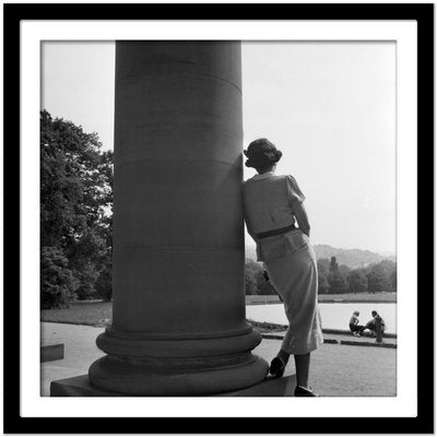 Woman Leaning on Column Cannstatt, Stuttgart Germany, 1935-DYV-988146