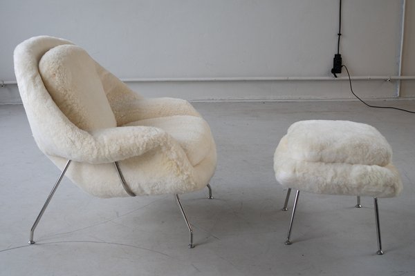 Womb Chair and Ottoman in Fluffy White Fabric by Eero Saarinen, 1948, Set of 2-IXA-1787025