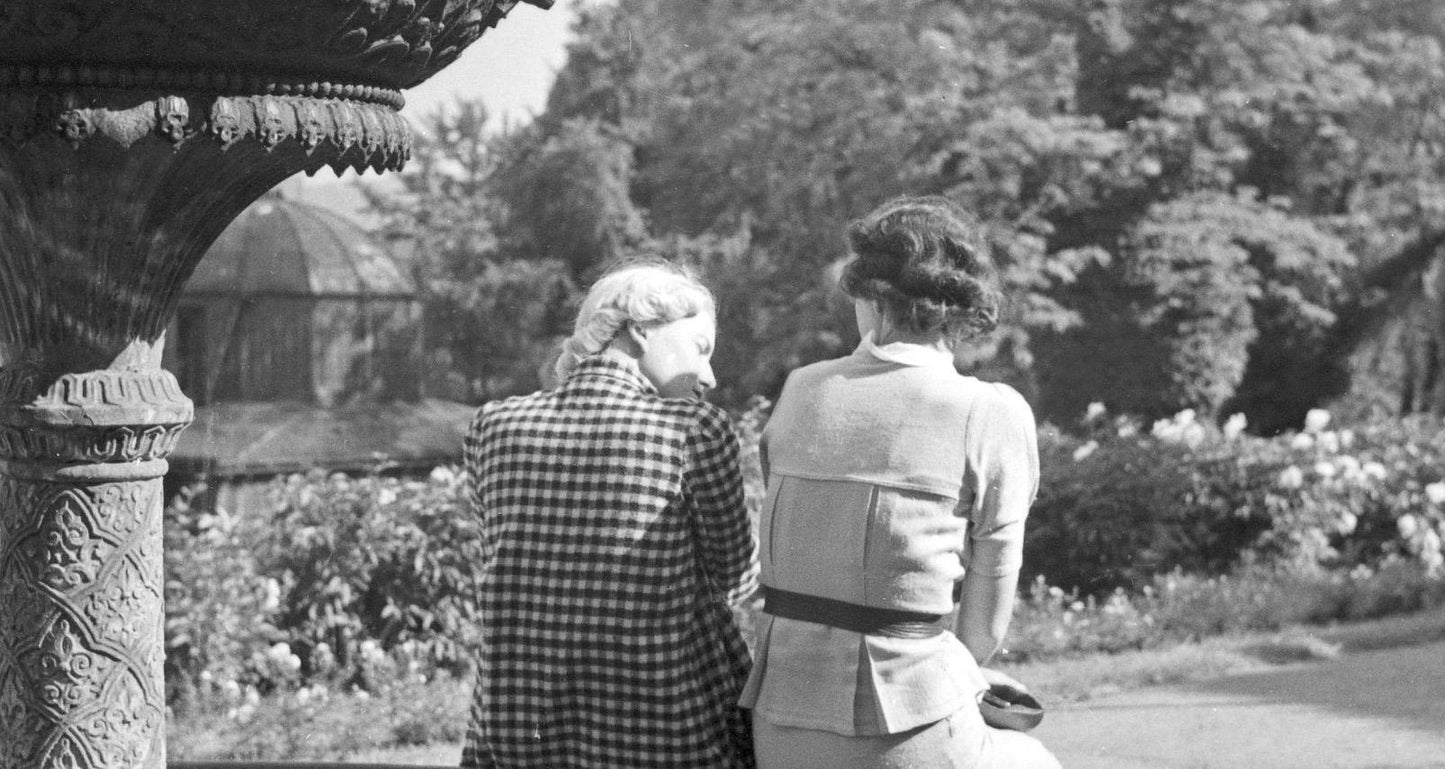 Women at Fountain Wilhelma Gardens, Stuttgart Germany, 1935