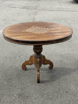 Wood Round Table-BNU-1334864