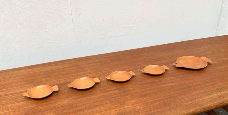 Wooden Fish Shaped Bowls, 1960s, Set of 5-UAH-1444860