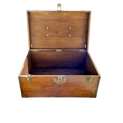 Wooden Trunk with Locks-TCS-1816730