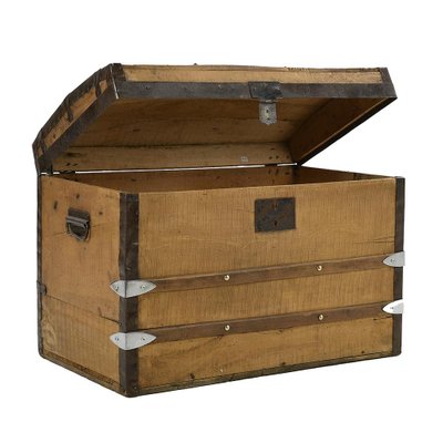 Wooden Trunk with Steel Reinforcement-NQ-1729779