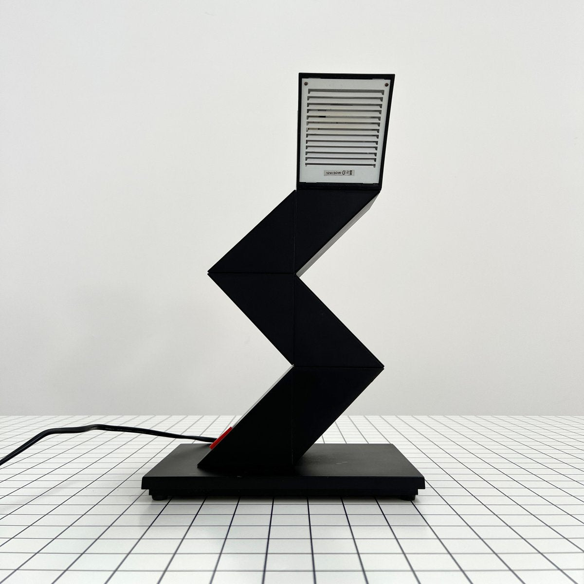 Zig Zag Desk Lamp by Chan Shui for Z-Lite, 1980s