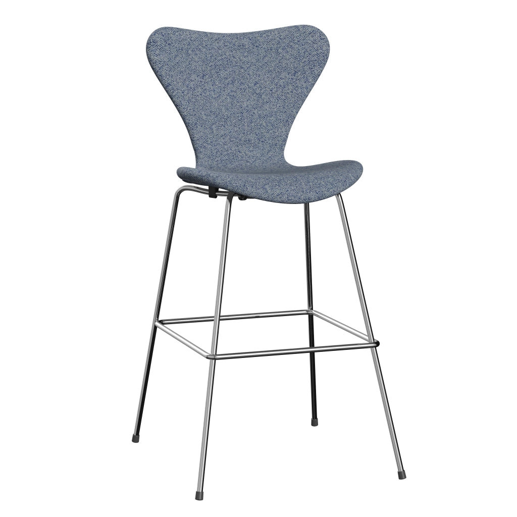 Series 7™ - 3197, Fully Upholstered by Fritz Hansen