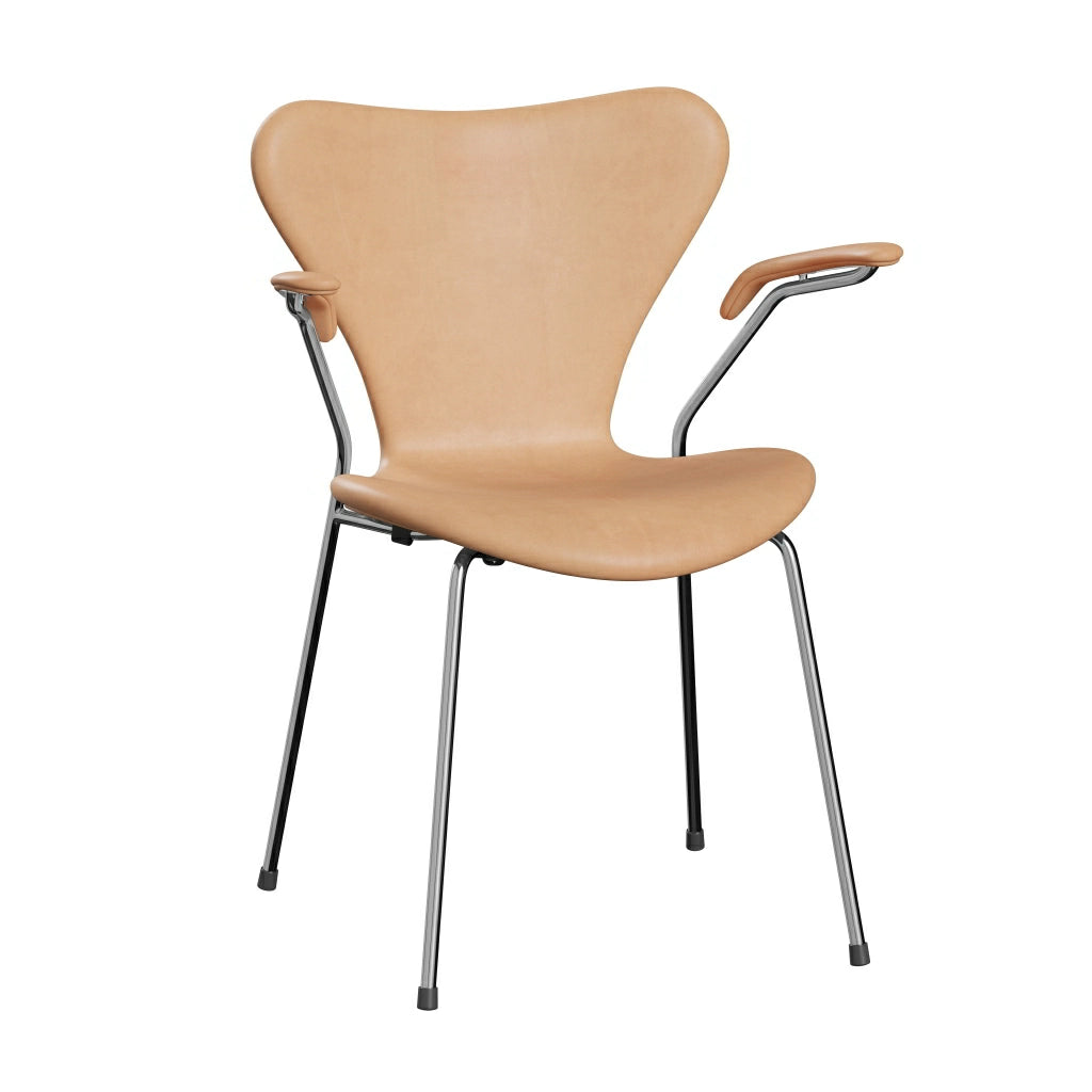 Series 7™ - 3207, Fully Upholstered by Fritz Hansen