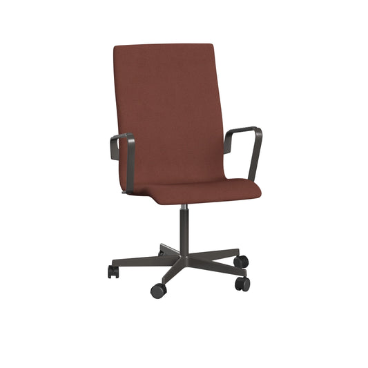 Oxford™ - 3273W, Medium back, fixed seat height, with arm padding by Fritz Hansen