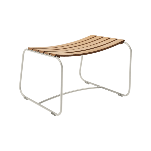 SURPRISING TEAK FOOTREST by Fermob