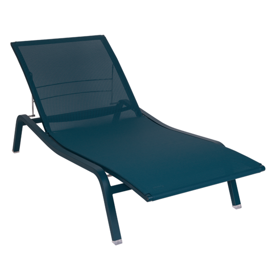 ALIZÉ SUNLOUNGER by Fermob