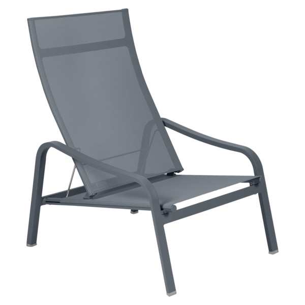 ALIZÉ LOW ARMCHAIR by Fermob