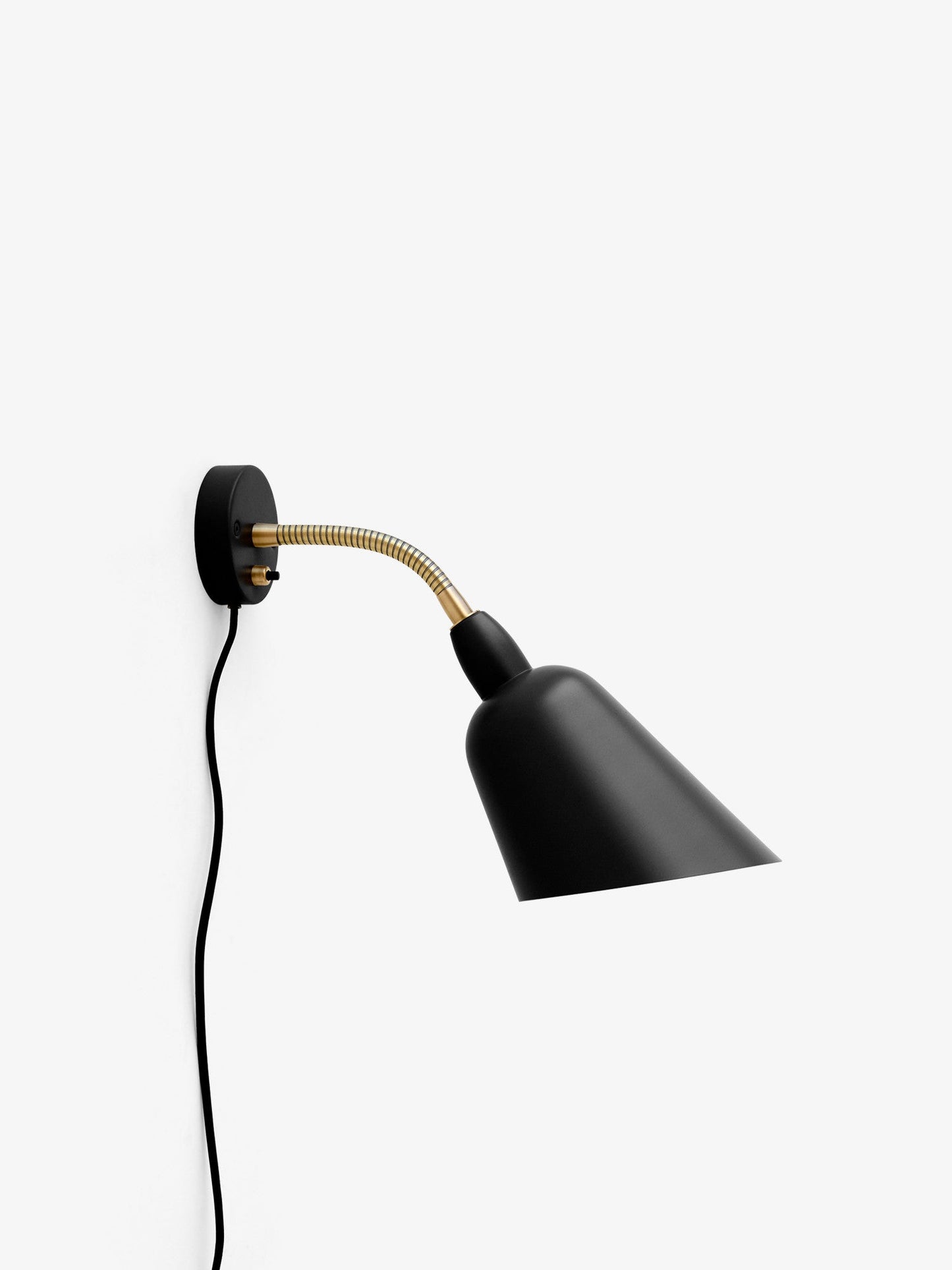 Bellevue Wall Lamp AJ9 by &tradition