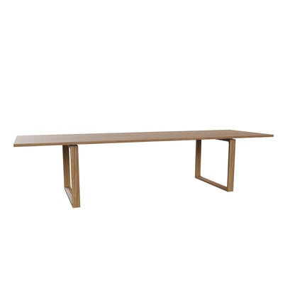 Essay™ - CM31, Dining Table, 317 x 100 cm by Fritz Hansen