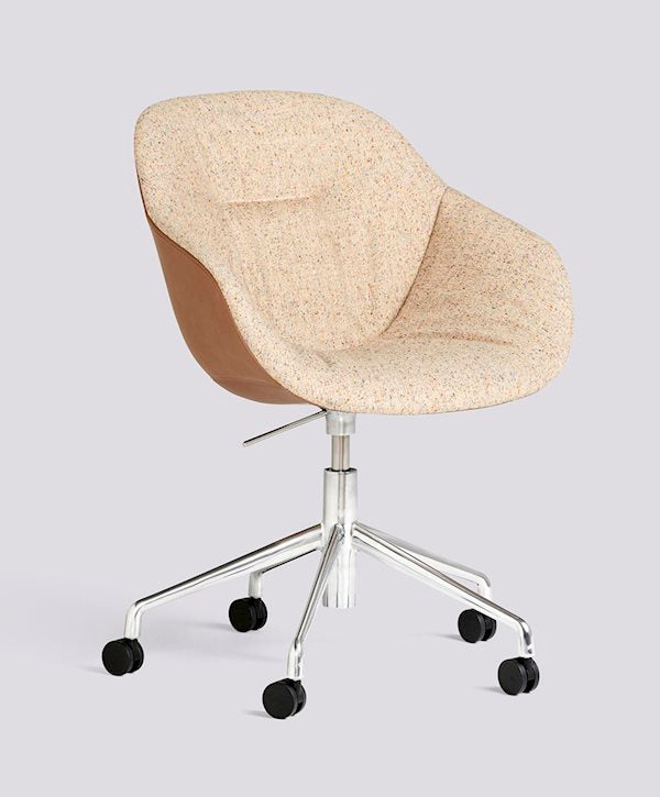 About A Chair AAC 153 Soft Duo by HAY