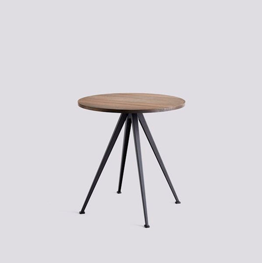 Pyramid Café Table 21 (Round) by HAY