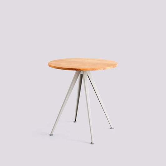 Pyramid Café Table 21 (Round) by HAY