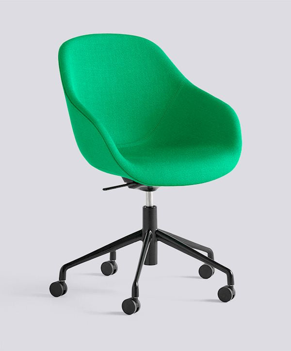 About A Chair AAC 155 (full upholstery) by HAY