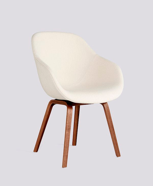 About A Chair AAC 123 (full upholstery) by HAY