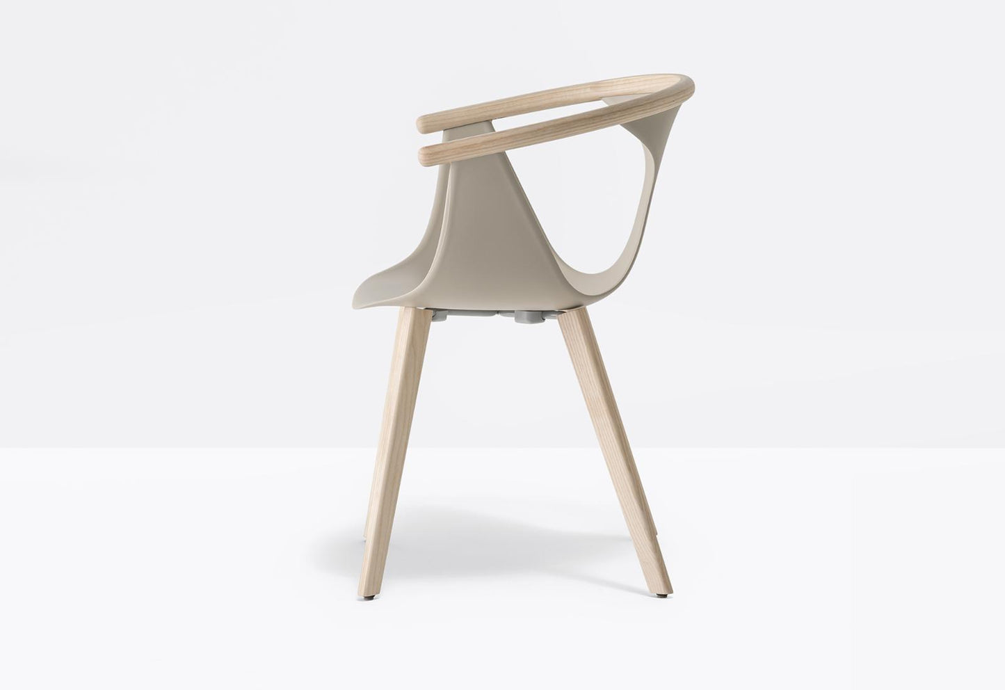 FOX 3725 - Stackable polypropylene chair with armrests by Pedrali