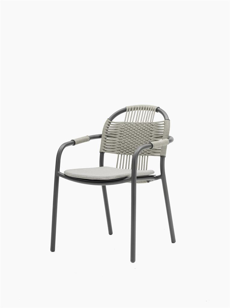 CLEO - Aluminium garden chair with armrests by Vincent Sheppard