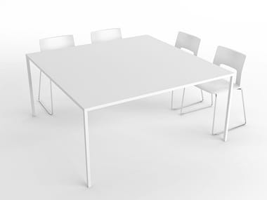 25 - Square table by Desalto